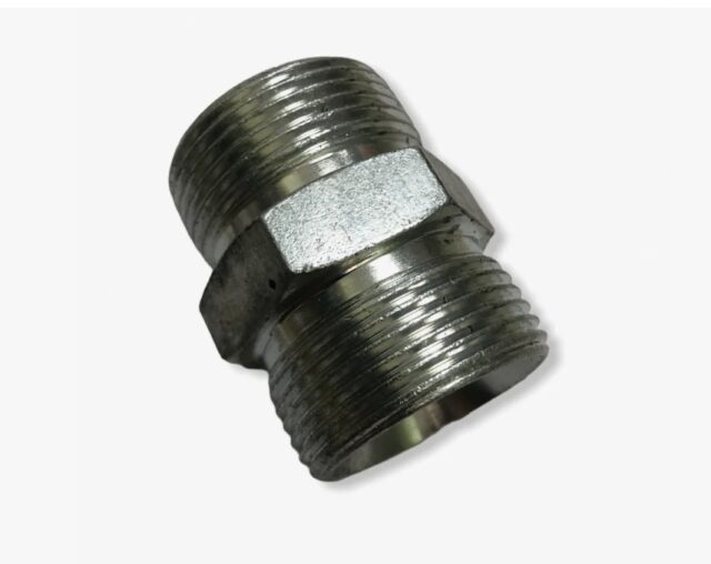 Штуцер М33*2,0/М30*2,0